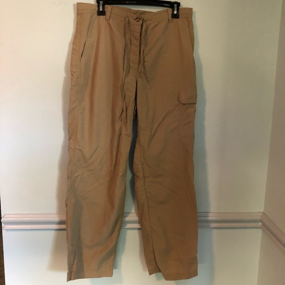 The North Face Tan Cargo Pants Size Medium